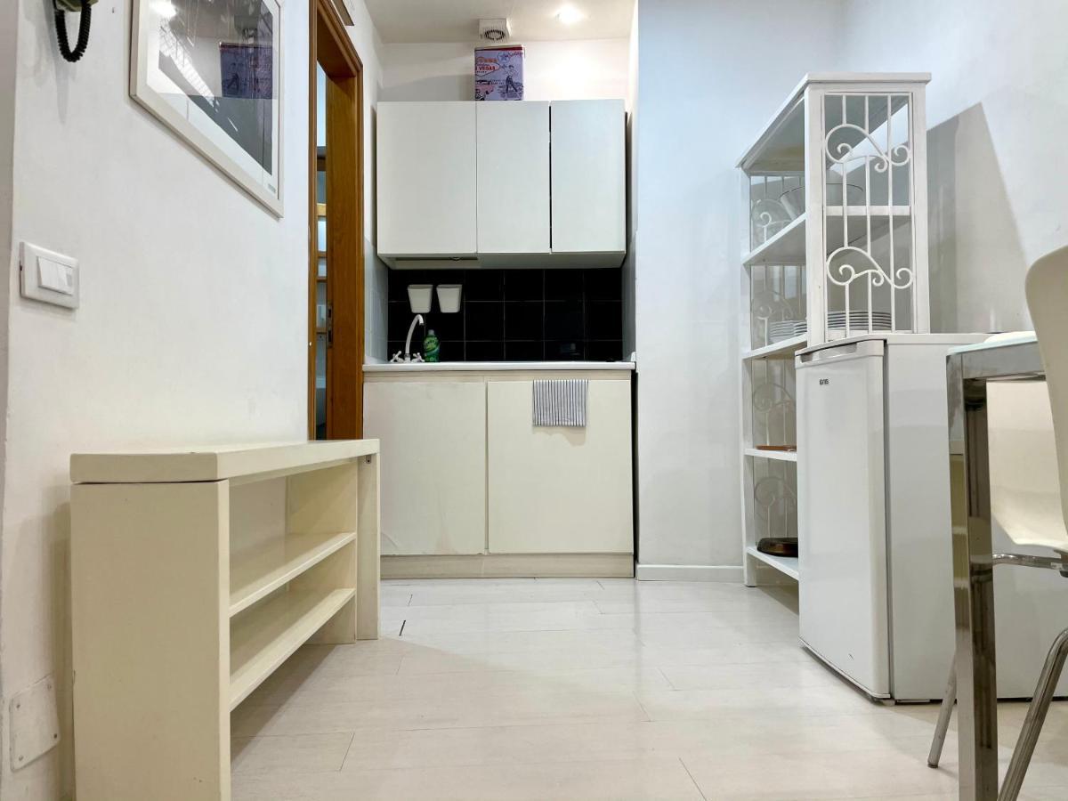 Colosseo 13 Boutique Apartment Rome Extérieur photo